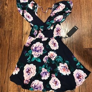 Forever 21 Dress. Spring sundress. Size S